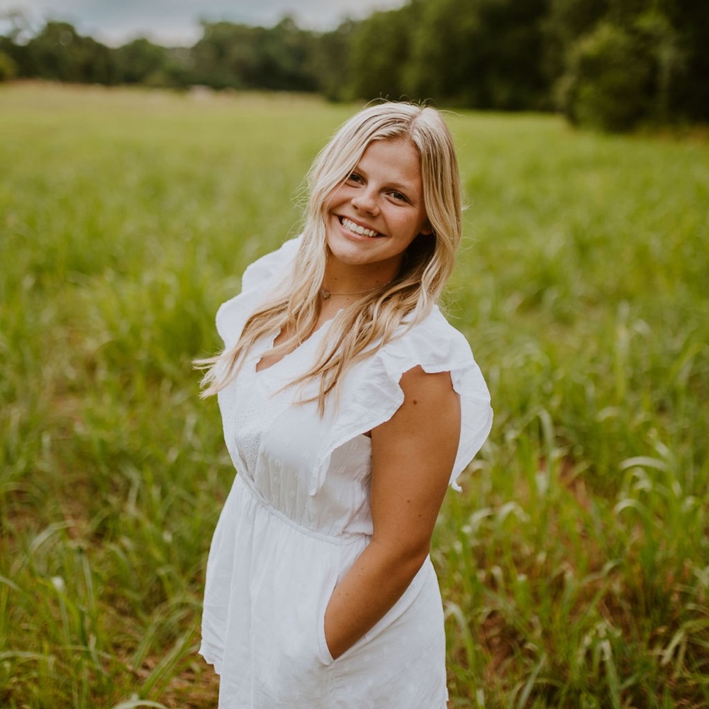 Meet your Posher, Chloe
